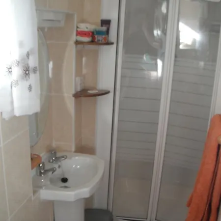 House 3* Каслмейн