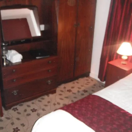 Bed & Breakfast House