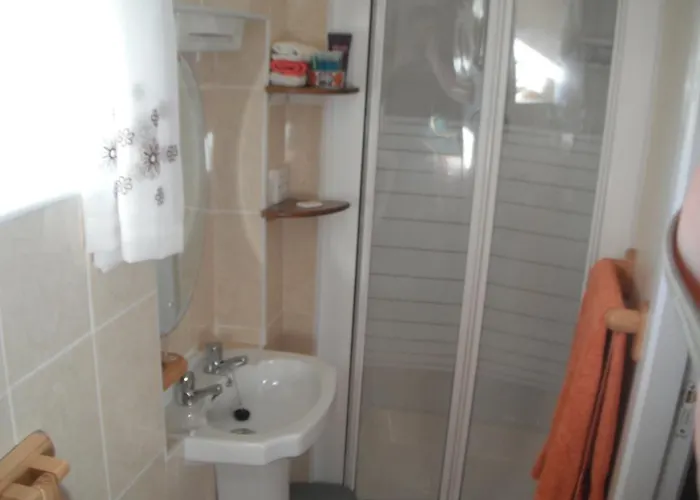 House 3* Castlemaine