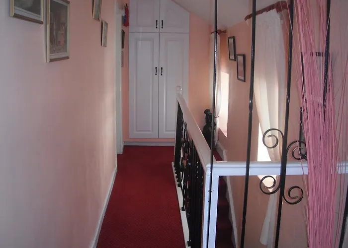 House Alojamento de Acomodação e Pequeno-almoço 3*