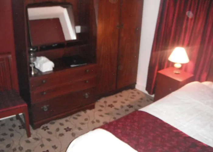 Bed & Breakfast House