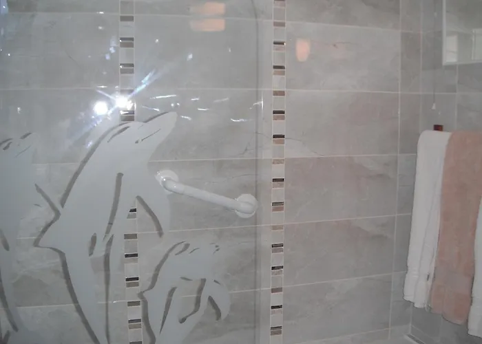 House Bed & Breakfast 3*